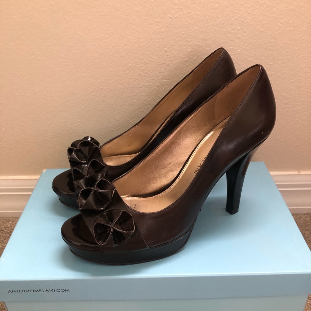 Antonio Melani Pumps
